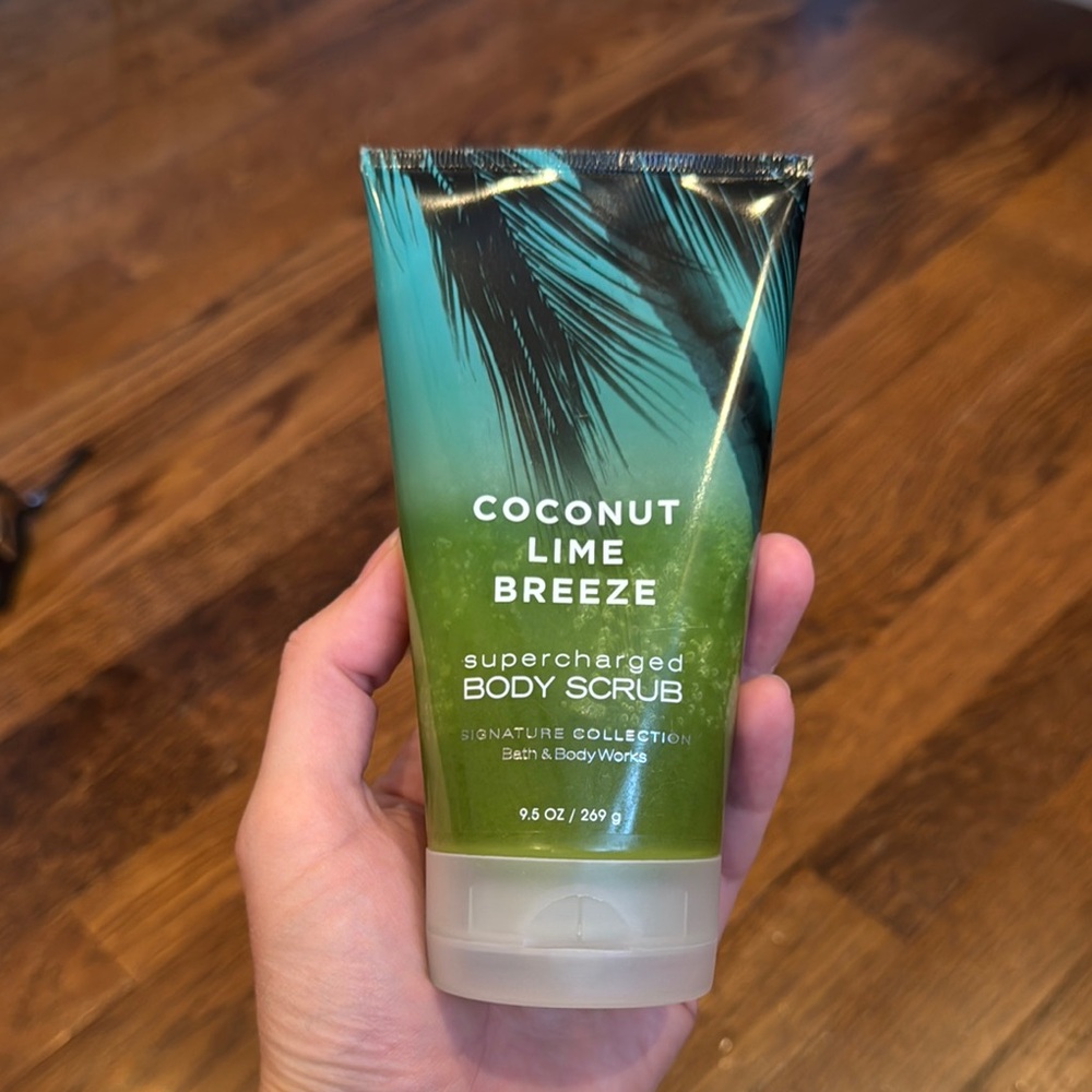 Bath & Body Works Coconut Lime Breeze Supercharged Body Scrub